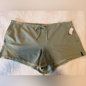 Vanilla Star moss green cozy knit shorts 2x new summer